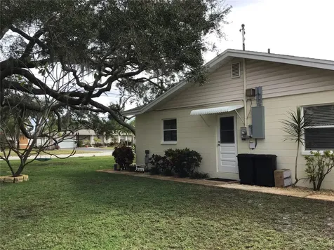 6200 51st Terrace N St Petersburg FL 33709