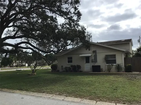 6200 51st Terrace N St Petersburg FL 33709