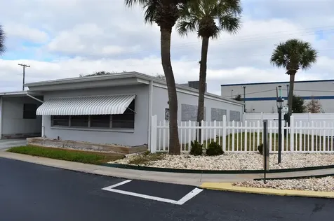 250 Rosery Road NW Largo FL 33770