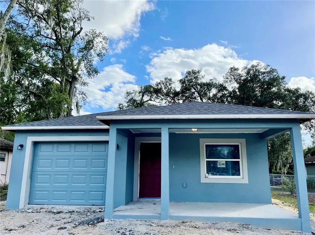 712 Pear Street Lakeland FL 33815