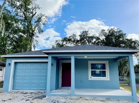 712 Pear Street Lakeland FL 33815