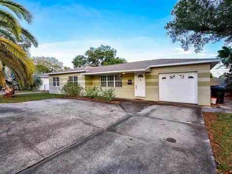 5825 16th Street N St Petersburg FL 33703