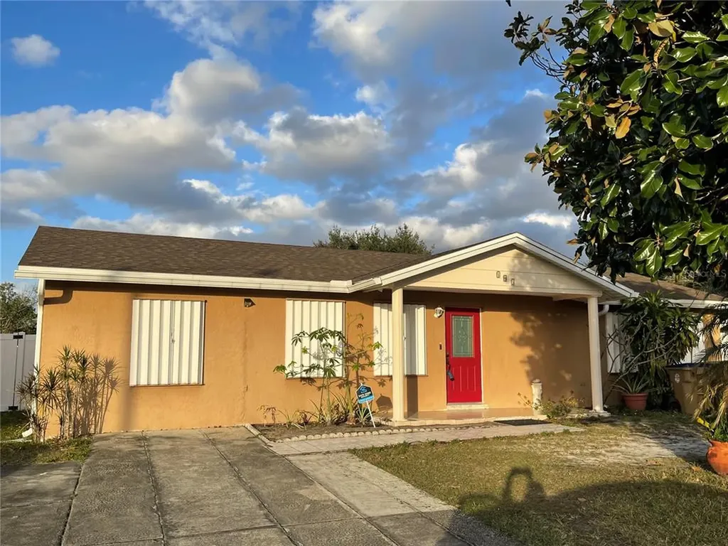 103 Alixco Court Kissimmee FL 34743