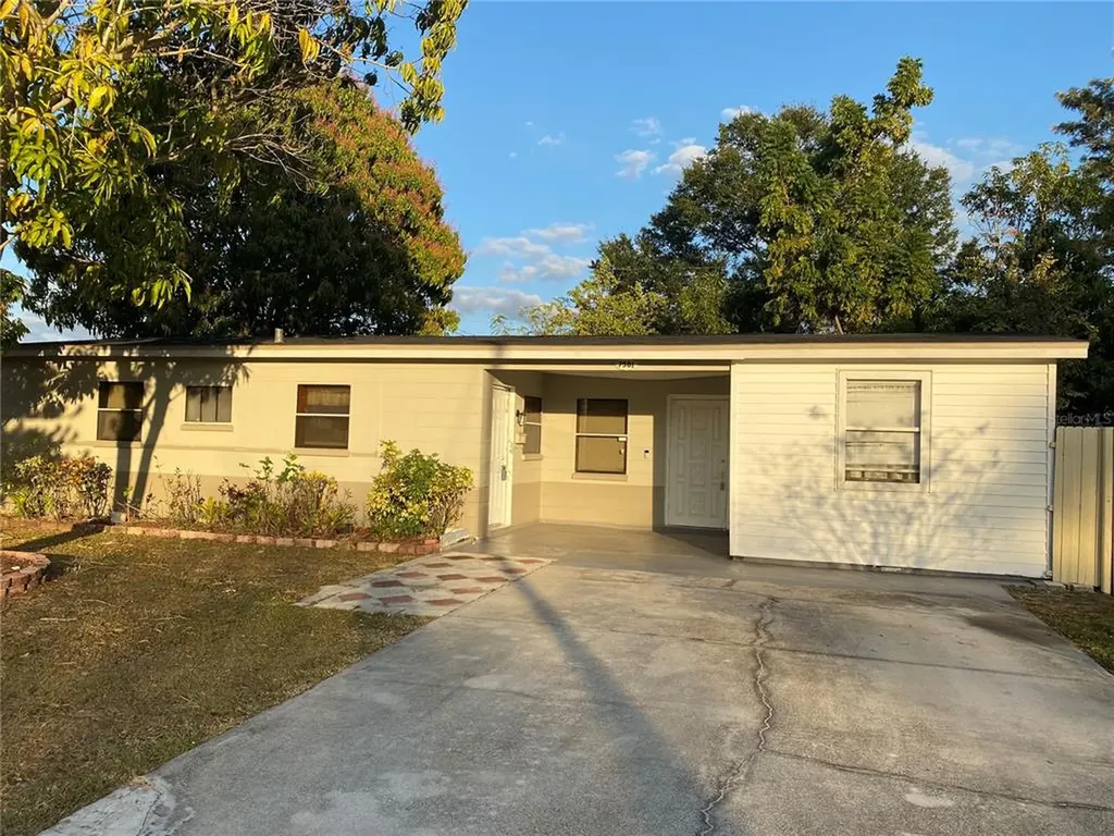 7581 17th Way N St Petersburg FL 33702
