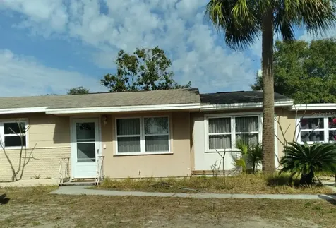 5221 45th Avenue N St Petersburg FL 33709