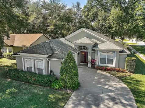 3600 Meadow Green Drive Tavares FL 32778