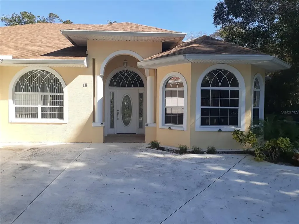 18 Farnum Lane Palm Coast FL 32137