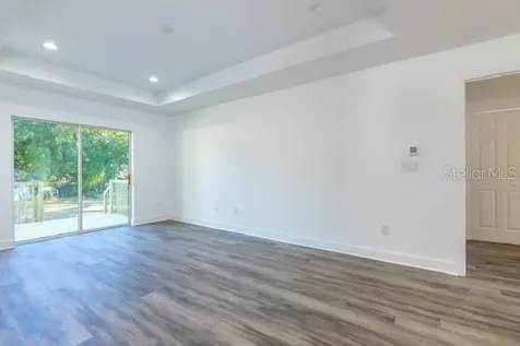 8715 N Greenwood Avenue Tampa FL 33617