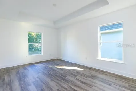 8715 N Greenwood Avenue Tampa FL 33617