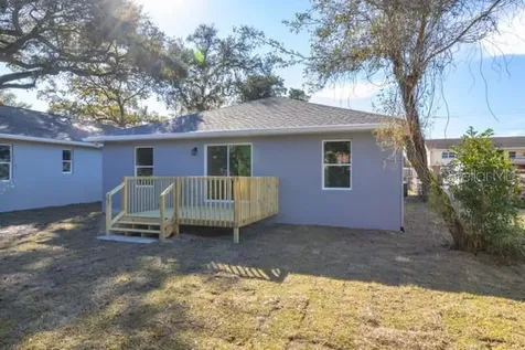 8715 N Greenwood Avenue Tampa FL 33617