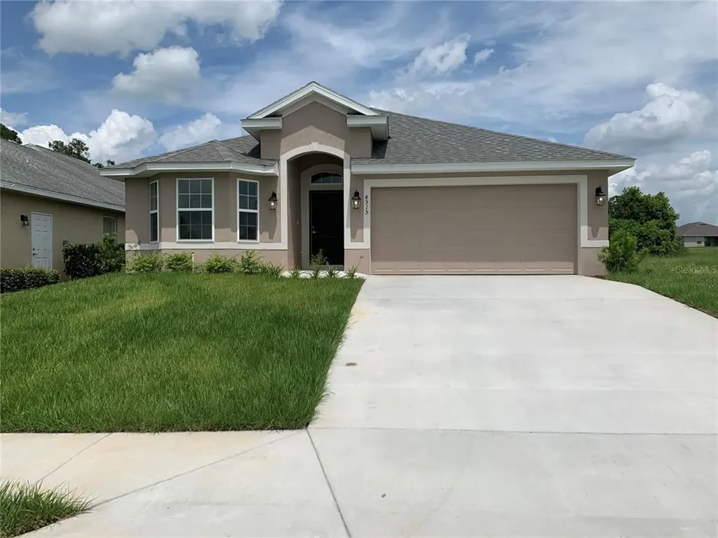 4515 NW 2nd Court Ocala FL 34475
