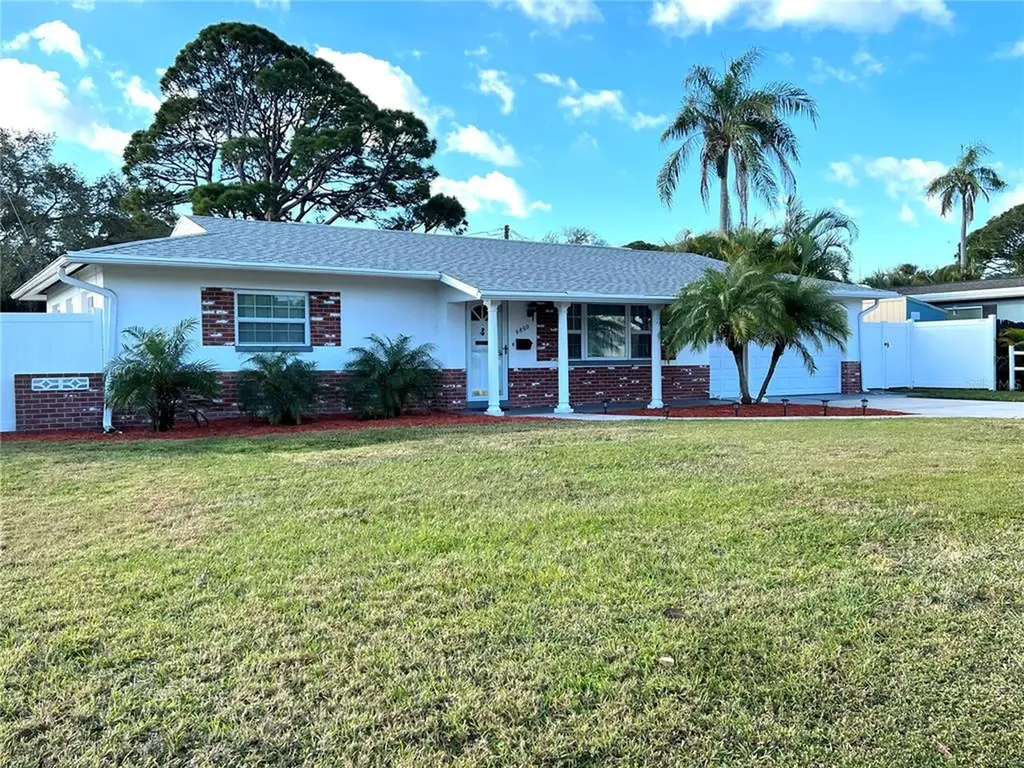 6860 35th Terrace N St Petersburg FL 33710