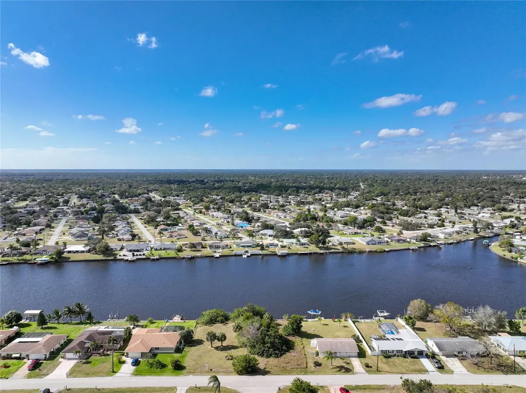 834 Ellicott Circle NW Port Charlotte FL 33952