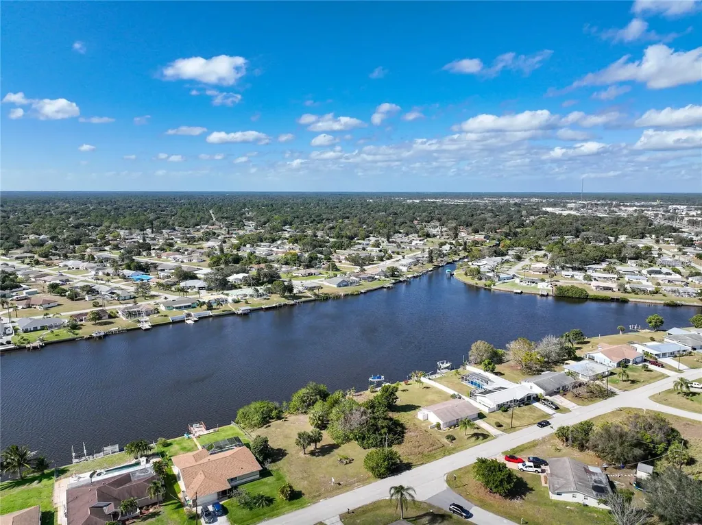 834 Ellicott Circle NW Port Charlotte FL 33952