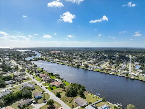 834 Ellicott Circle NW Port Charlotte FL 33952