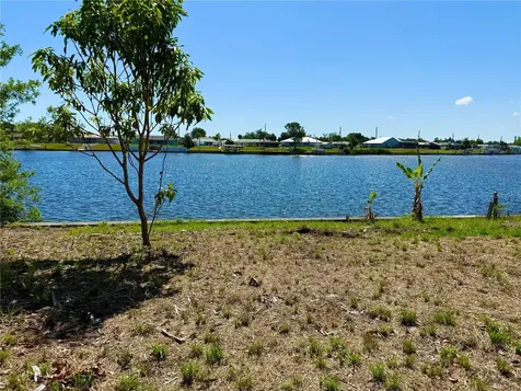 834 Ellicott Circle NW Port Charlotte FL 33952