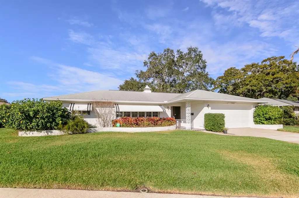 1906 Clearview Lake Drive Clearwater FL 33755