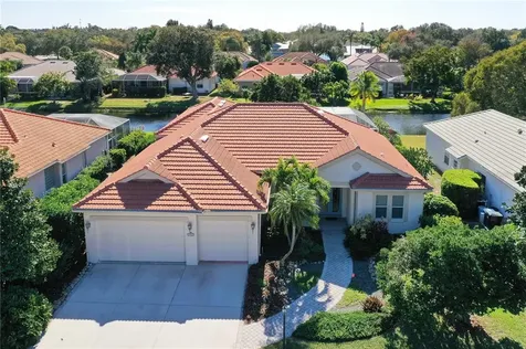 4482 Mcintosh Lake Avenue Sarasota FL 34233