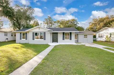 205 S College Street Leesburg FL 34748