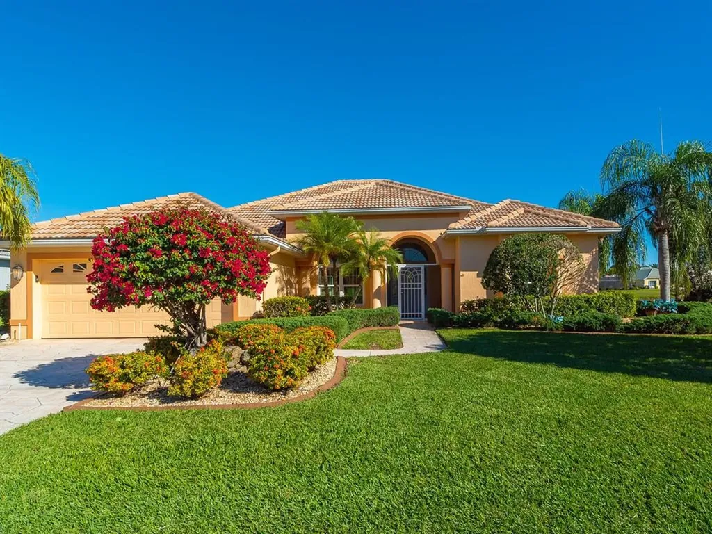 876 Macaw Circle Venice FL 34285