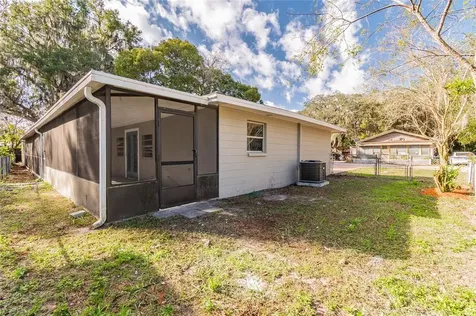 26 Violet Street Plant City FL 33563