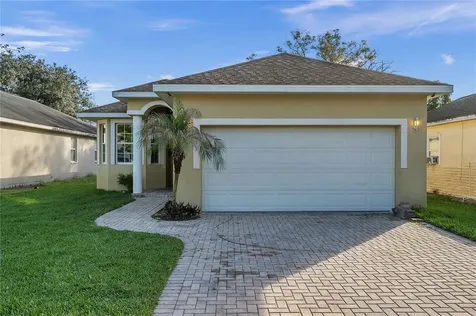 5611 35th Way N St Petersburg FL 33714