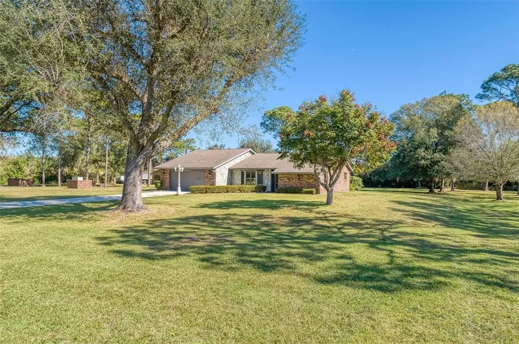 6001 Center Ring Road Sarasota FL 34243