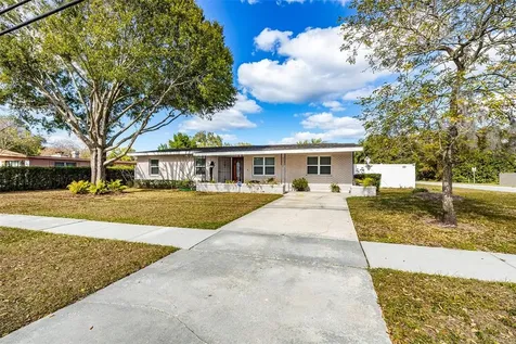 9605 Orange Grove Drive Tampa FL 33618
