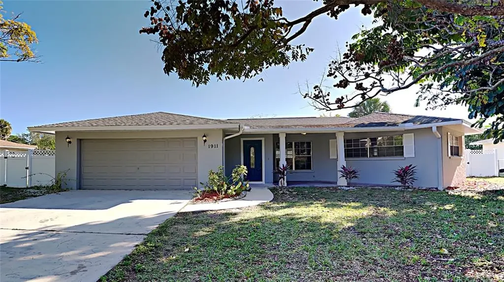 1911 83rd Street NW Bradenton FL 34209