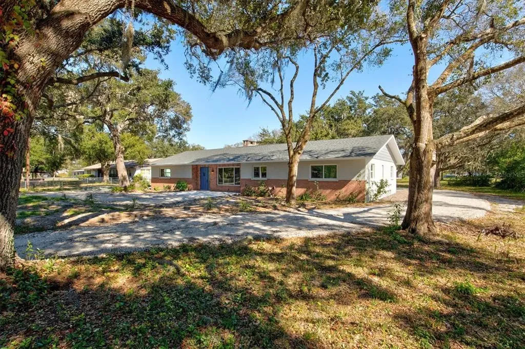 4117 45th Street E Bradenton FL 34208