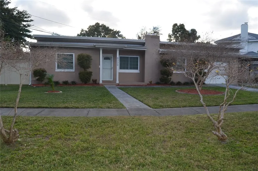 8330 Waverly Road N St Petersburg FL 33702