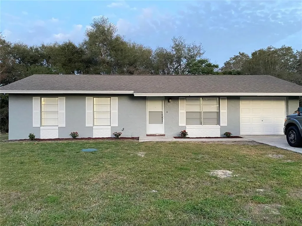 326 E Primrose Lane Lady Lake FL 32159