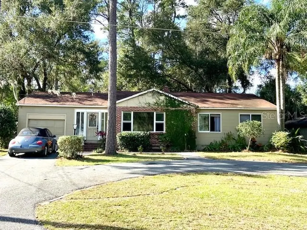 922 NE 14th Avenue Ocala FL 34470