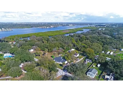 9810 Ethel Street Gibsonton FL 33534