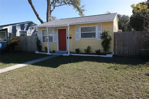 3242 36th Avenue N St Petersburg FL 33713