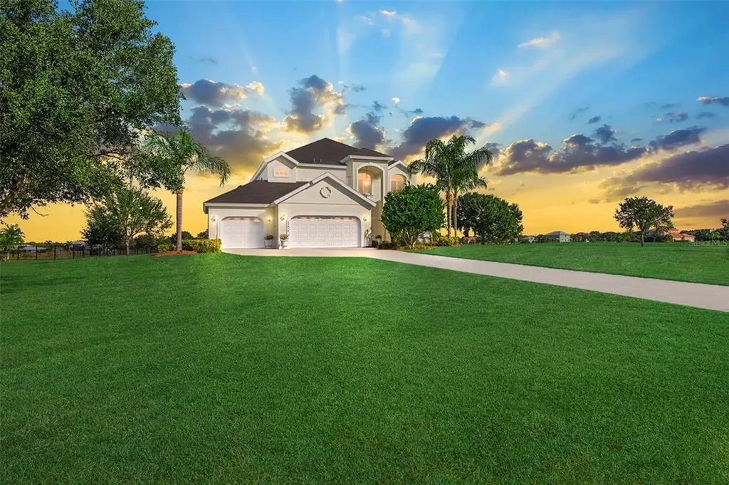 17816 Roanwood Court Parrish FL 34219