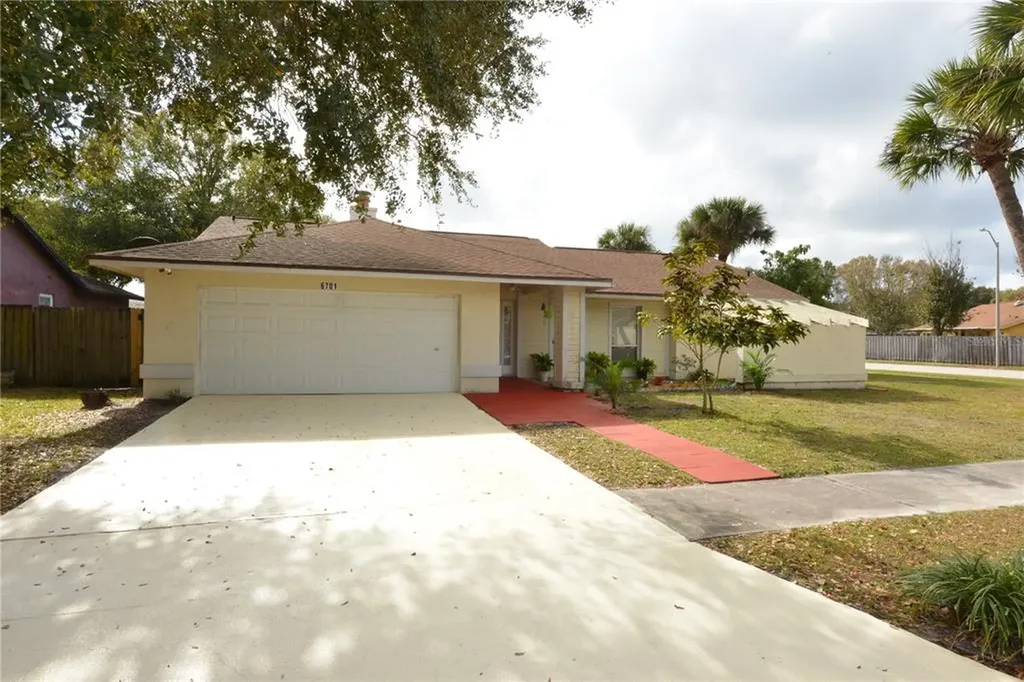 6701 Islander Lane Tampa FL 33615