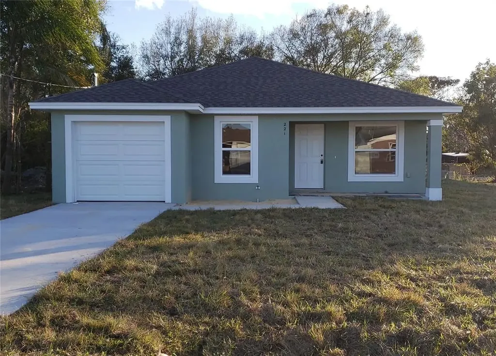 221 Grant Street Lake Wales FL 33859