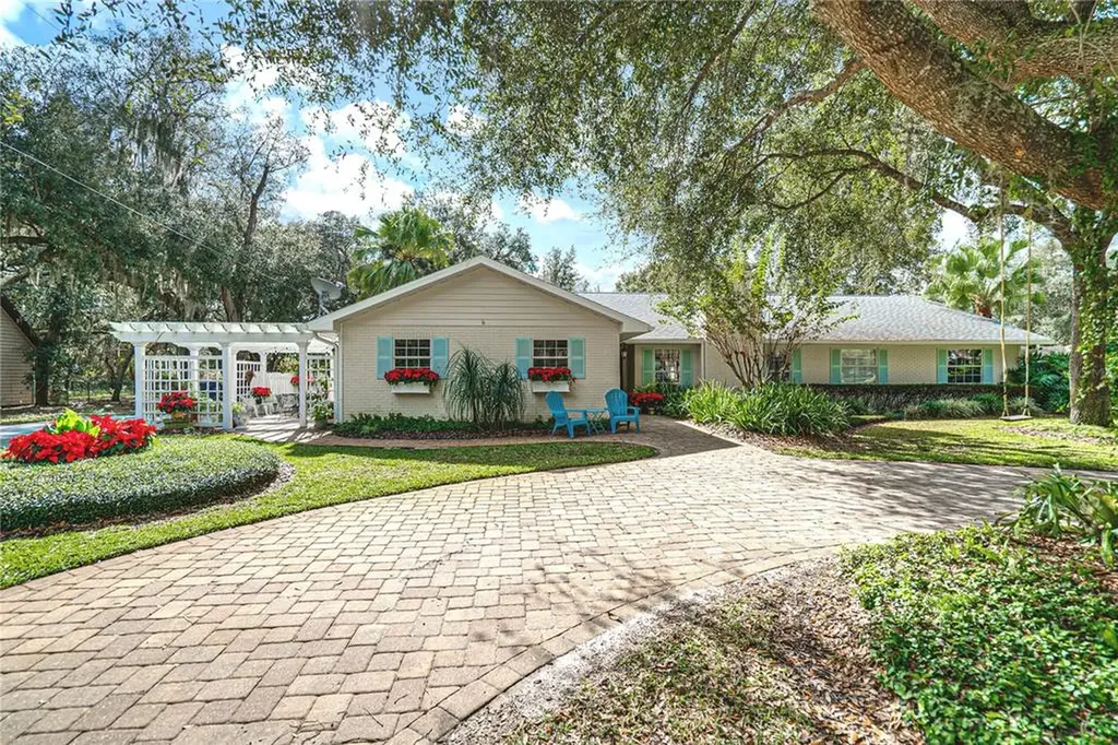 3624 Twisted Oak Court Lake Wales FL 33898
