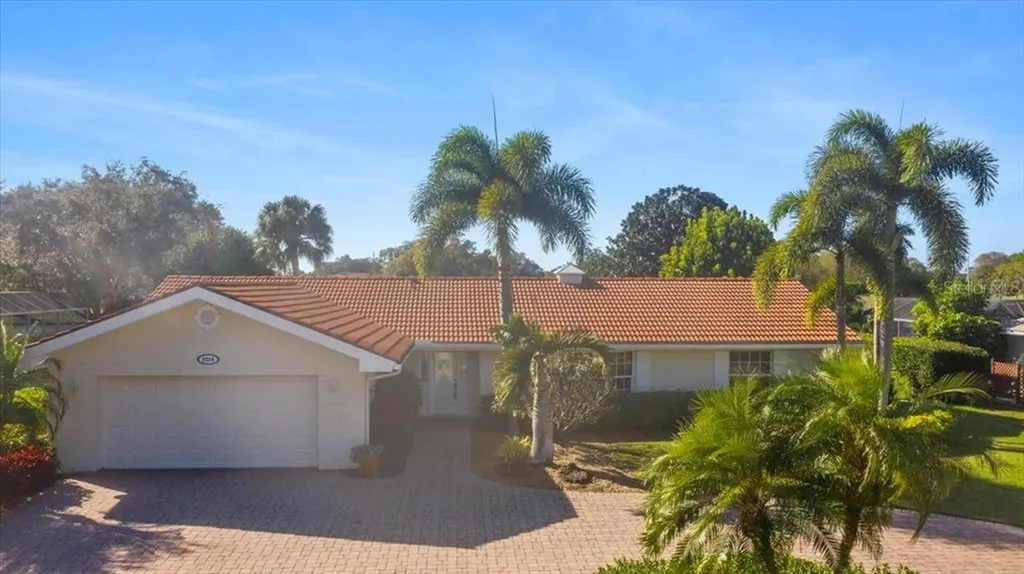 2224 Riviera Drive Sarasota FL 34232