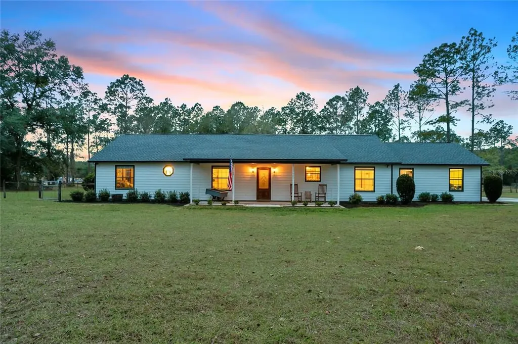 17425 Hyland Lane Dade City FL 33523