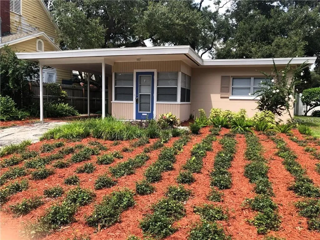 3205 W San Jose Street Tampa FL 33629