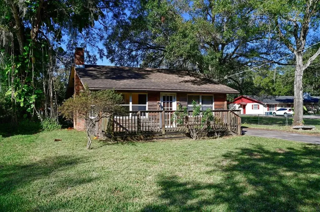 5214 17th Street Court E Bradenton FL 34203