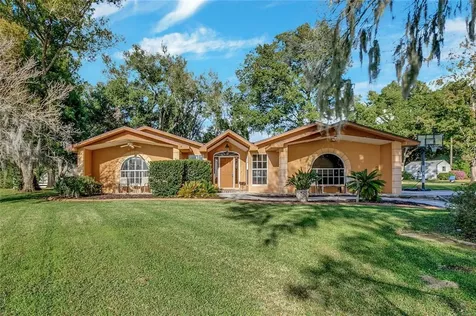 17538 County Road 455 Montverde FL 34756