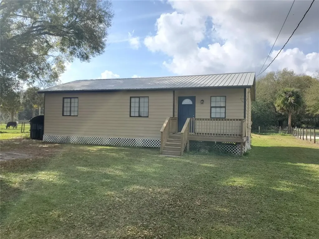 1053 NE 28th Avenue Okeechobee FL 34972
