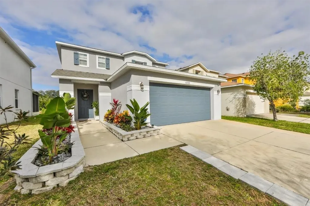 6220 Cherry Blossom Trail Gibsonton FL 33534