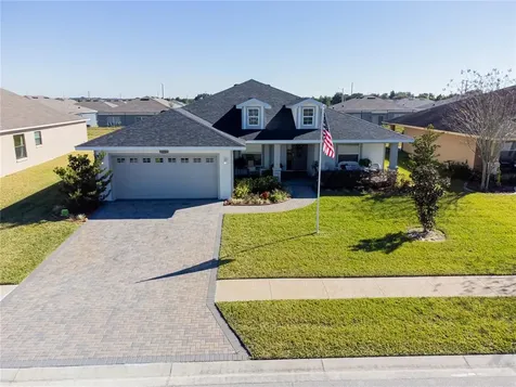 140 Bentley Oaks Boulevard Auburndale FL 33823