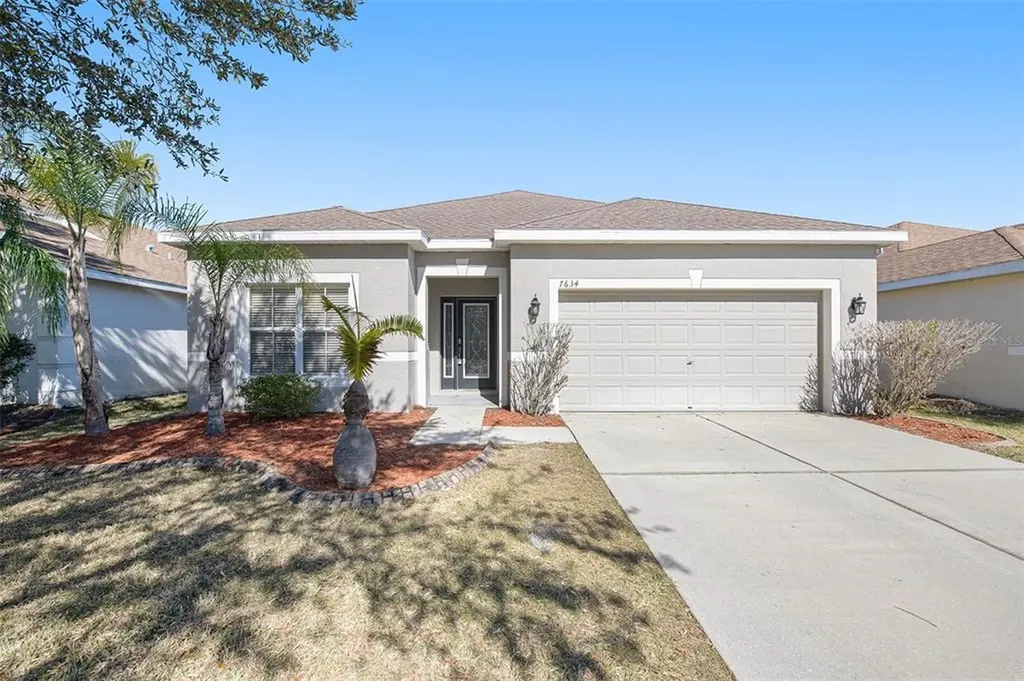 7634 Wood Violet Drive Gibsonton FL 33534