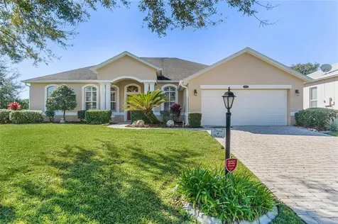 24009 Robinwood Street Leesburg FL 34748