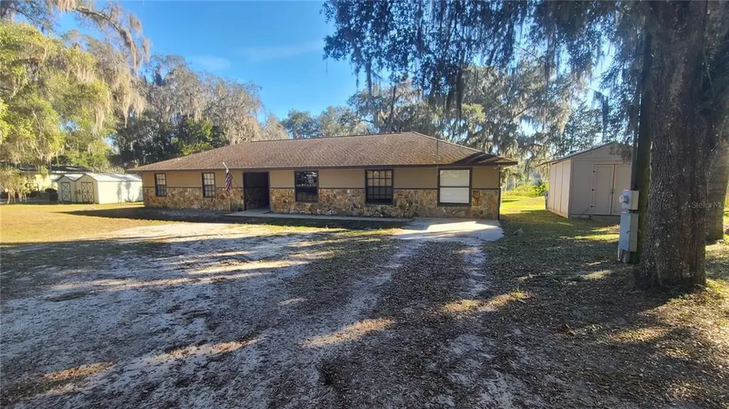 14010 Old Mission Road Dade City FL 33525